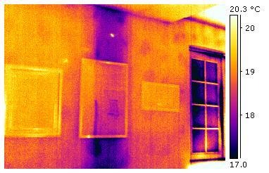 Immagine che contiene schermata, Rettangolo, quadrato, porta

Il contenuto generato dall'IA potrebbe non essere corretto.