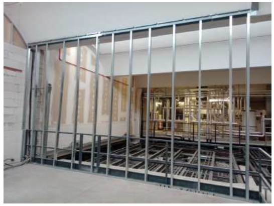 Immagine che contiene interno, acciaio, Alluminio, ferro
Il contenuto generato dall'IA potrebbe non essere corretto.